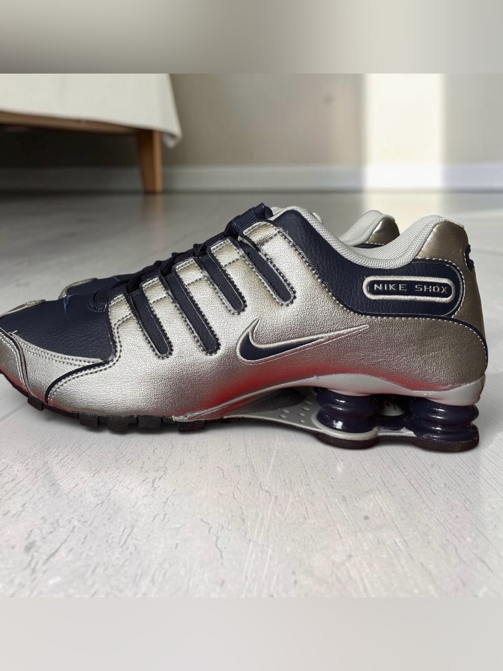Nike Shox NZ Men’s Size 8.5 Midnight Navy Brand NEW